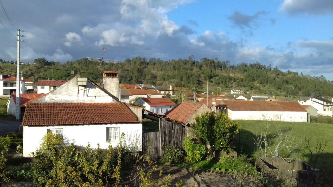 Charming Country House Ourém Exterior foto